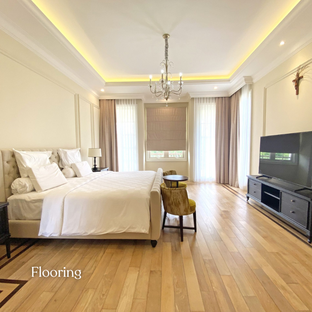 Lantai kayu solid berkualitas tinggi dengan finishing elegan untuk interior rumah